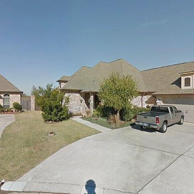 7680 Summer Wind Dr, Beaumont, TX 77713