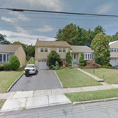 78 Golf Rd, Bloomfield, NJ 07003