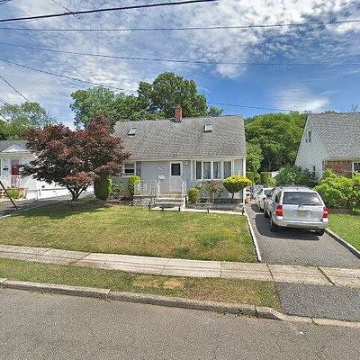 64 Corsi Rd, Bloomfield, NJ 07003