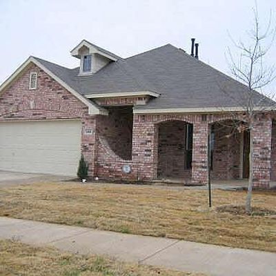 644 Kerry St, Crowley, TX 76036