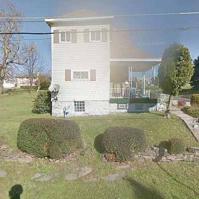 650 12 Th St, Pitcairn, PA 15140