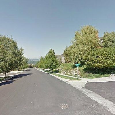 6501 S Canyon Crest Dr, Holladay, UT 84121