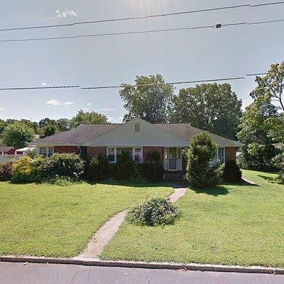 900 Burcliff St, Roebling, NJ 08554