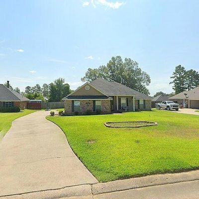 9053 Newcastle Dr, Shreveport, LA 71129