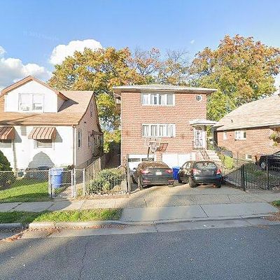 919 Woodlawn Ave, Linden, NJ 07036