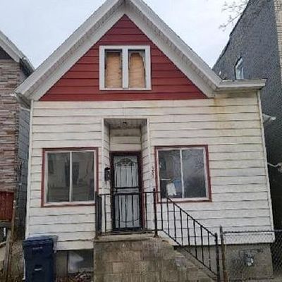 930 S 12 Th St, Milwaukee, WI 53204