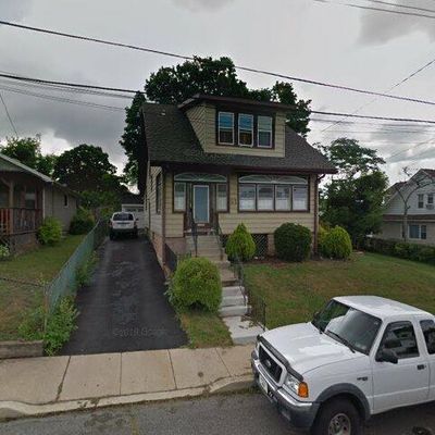 939 Langley St, Marcus Hook, PA 19061