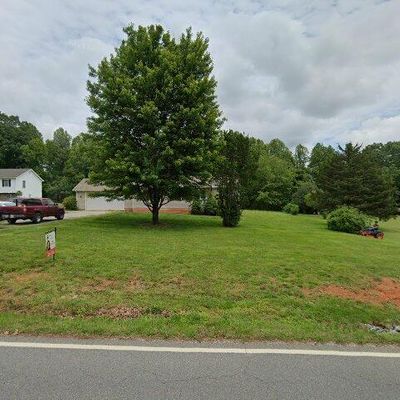 960 Bonbrook Mill Rd, Rocky Mount, VA 24151