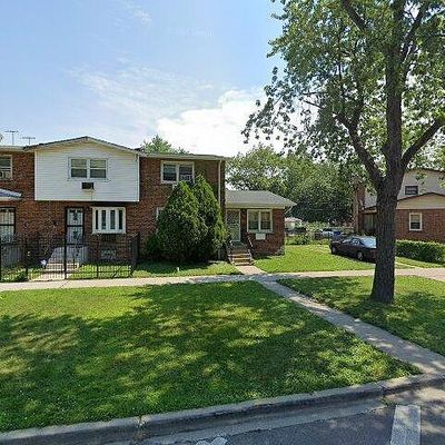 9961 S Van Vlissingen Rd, Chicago, IL 60617