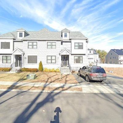 13 Providence Ave, Lakewood, NJ 08701