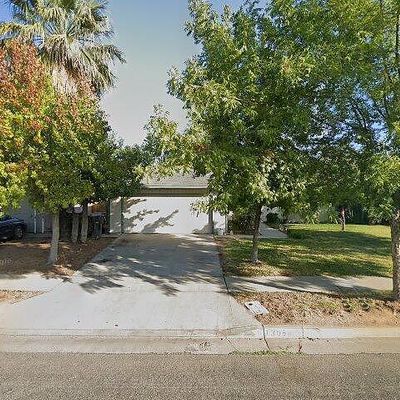 1305 Wessmith Way, Madera, CA 93638