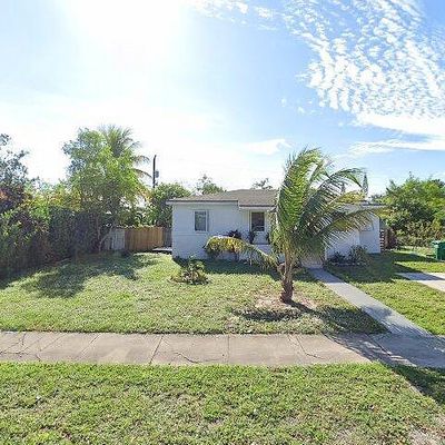 140 Ne 172 Nd St, North Miami Beach, FL 33162