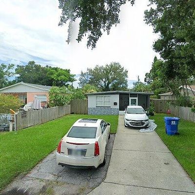 300 93 Rd Ave N, Saint Petersburg, FL 33702