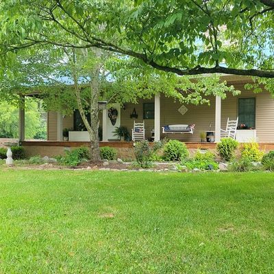 300 Honeybee Rd, Paris, TN 38242