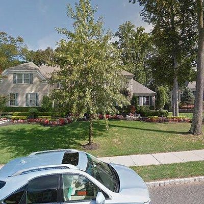 40 Rutledge Rd, Marlboro, NJ 07746