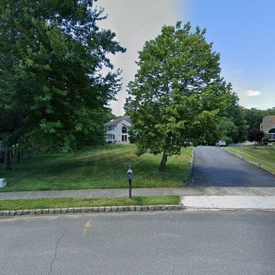 50 Overlook Dr, Jackson, NJ 08527