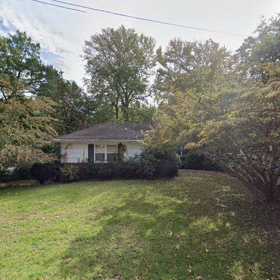 602 Dow Ave, Oakhurst, NJ 07755