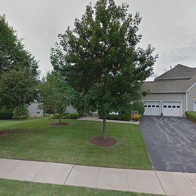 8 Langdale Rd, Wayne, NJ 07470