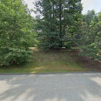 12 Appleseed Dr, Westborough, MA 01581