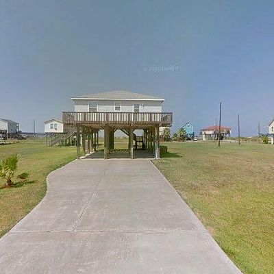 13214 Jolly Roger Dr, Freeport, TX 77541