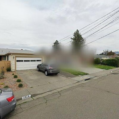 1721 Gilrix St, Petaluma, CA 94954