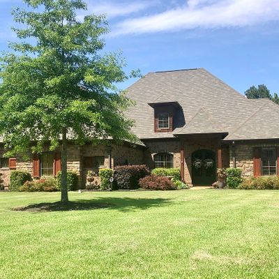 210 Hidden Grove Ct, Arlington, TN 38002