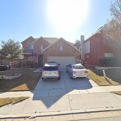 637 Goldstone Ln, Fort Worth, TX 76131