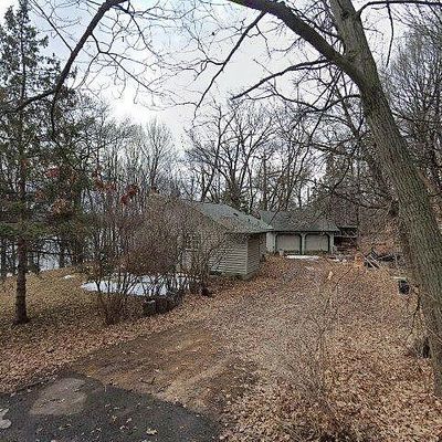 650 Carver Beach Rd, Chanhassen, MN 55317