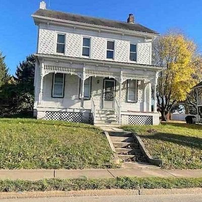 67 Main St, Yorkana, PA 17406