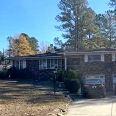 909 E Tomahawk Trl, Gadsden, AL 35903