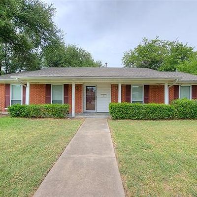 1025 Briar Way, Garland, TX 75043