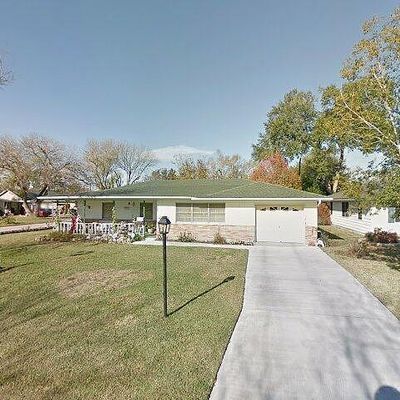 1444 Avenue E, Nederland, TX 77627