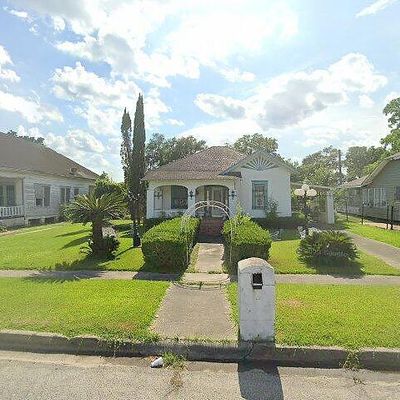 2330 Neches St, Beaumont, TX 77701