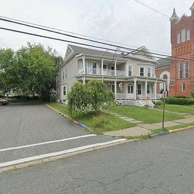 33 E Church St, Washington, NJ 07882