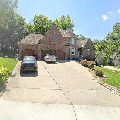 3300 Thornbird St, Blue Springs, MO 64015