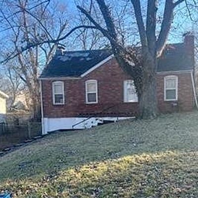 6170 Emerald Ave, Saint Louis, MO 63135