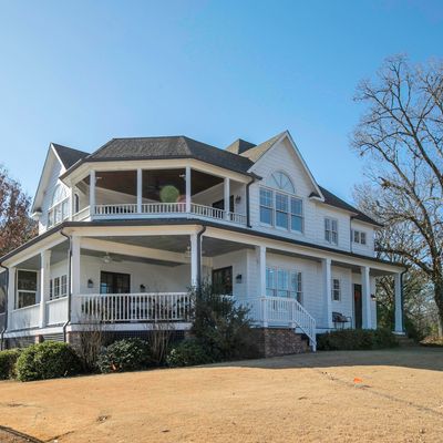 8003 Lake Cv, Oxford, MS 38655