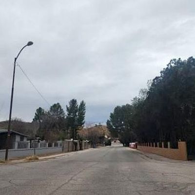 683 W Mesa Verde Dr, Nogales, AZ 85621