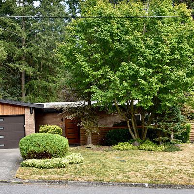 1026 168 Th Ave Se, Bellevue, WA 98008