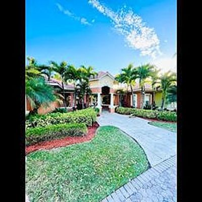 10282 Fox Trail Rd S #205, West Palm Beach, FL 33411