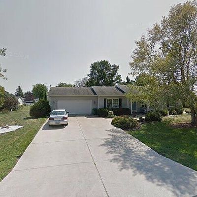 103 Phil Pkwy, Forreston, IL 61030