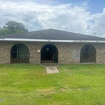 1047 Walton St, New Iberia, LA 70560