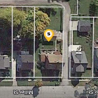 1061 Miller St, Fremont, OH 43420