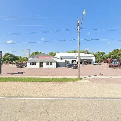 107 N Broadway St, Ellsworth, MN 56129