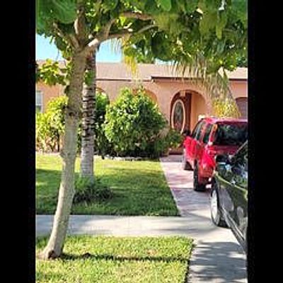 10700 Ember St, Boca Raton, FL 33428