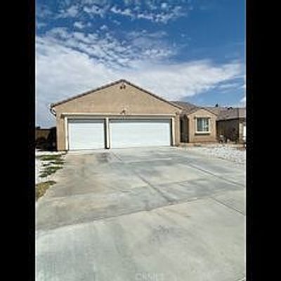 10738 Thorndale St, Adelanto, CA 92301