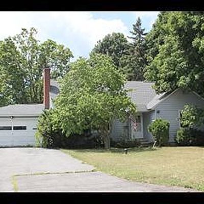 108 Broadview Dr, Syracuse, NY 13215