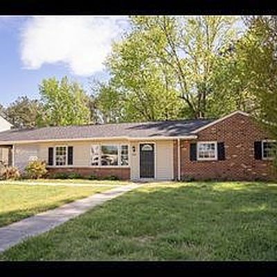 108 Richland Rd, Petersburg, VA 23805