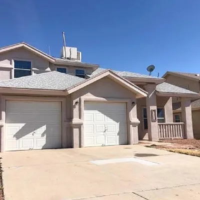 10904 Duster Dr, El Paso, TX 79934