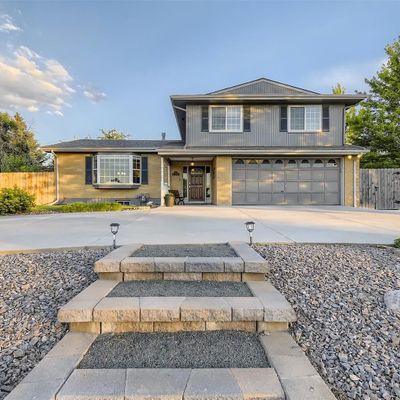 10920 W Glennon Dr, Lakewood, CO 80226